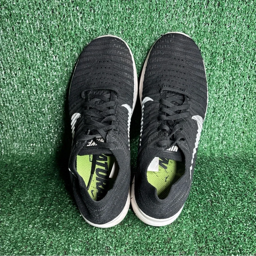 Nike Free RN Flyknit Women's‎ Size 8 Running Shoes Black White